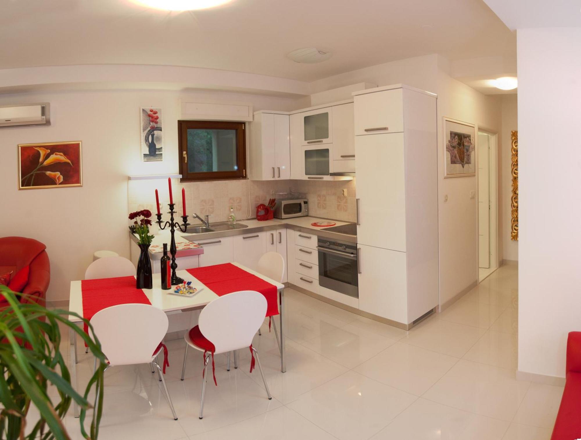 Residence Apartments Anamaria Podstrana Exterior photo