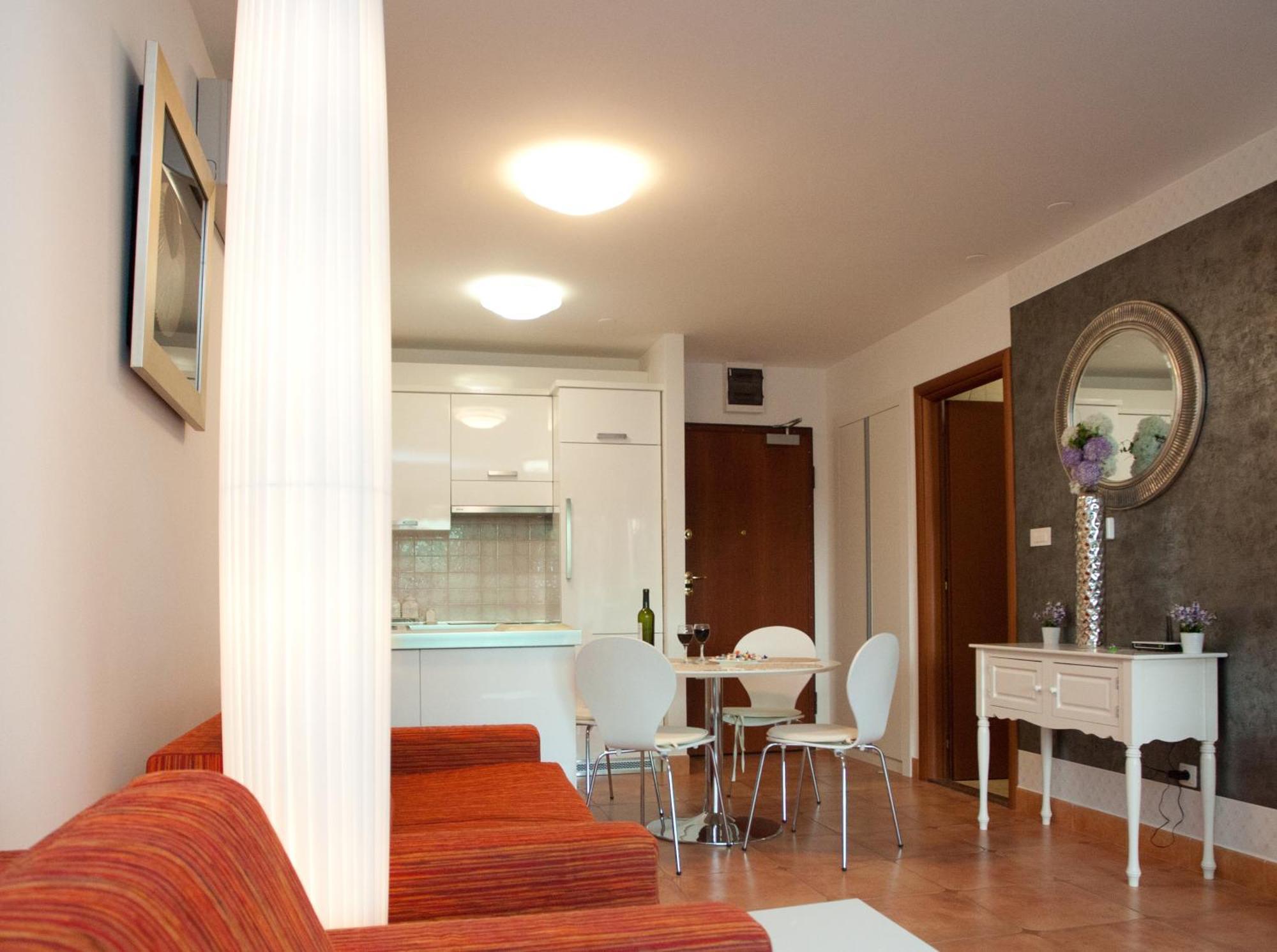 Residence Apartments Anamaria Podstrana Exterior photo